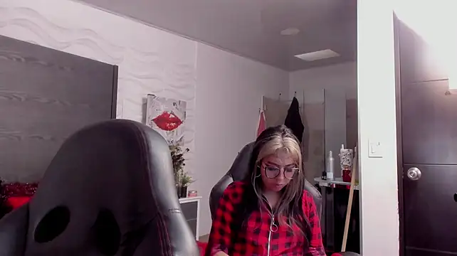 inkedsinners_ stripchat live cam model