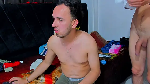 big-dicktop23 stripchat live cam model