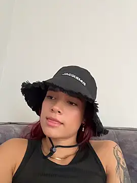 amber_sparkle stripchat live cam model