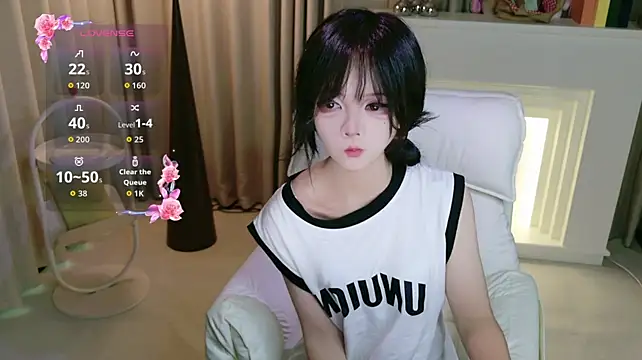 XiaoDao-001 stripchat live cam model