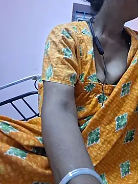 Tamil--Rani stripchat live cam model