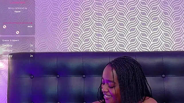 NaiaraMasson_ stripchat live cam model