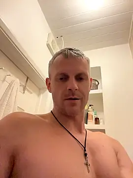 ChiefApron5 stripchat live cam model