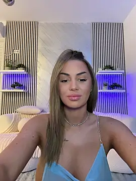KirstieVegas stripchat live cam model