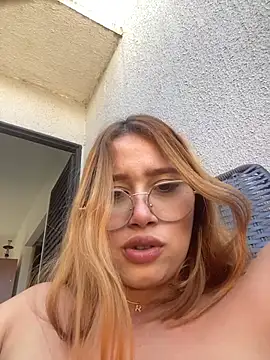 ruivinha2006 stripchat live cam model