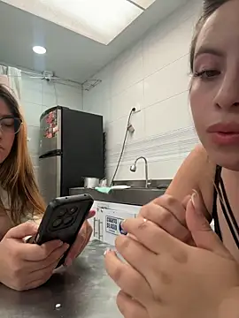 dany_bannany stripchat live cam model