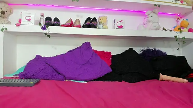 lucia_temptation stripchat live cam model