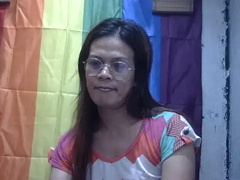 juicycum069 stripchat live cam model