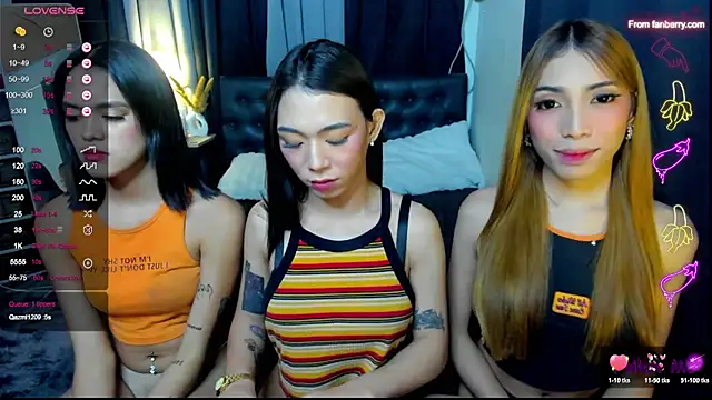 bellamoonlightX stripchat live cam model
