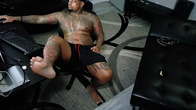 SLANGONDEMHOES stripchat live cam model
