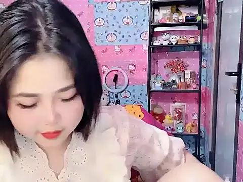 Nhanlu009 stripchat live cam model