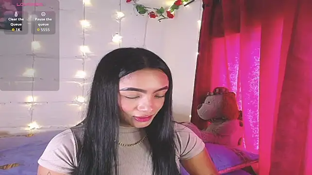 Estefy_gomez09 stripchat live cam model