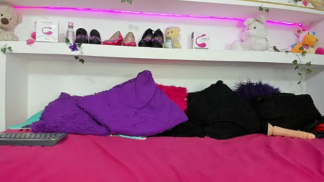 lucia_temptation stripchat live cam model
