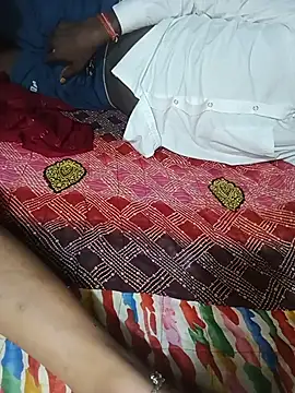 Super_bhabhi_Indian stripchat live cam model