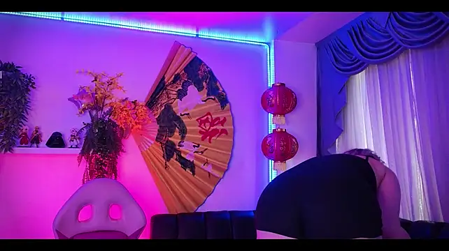 albaismynameX stripchat live cam model