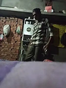 Yash_Sharma18 stripchat live cam model