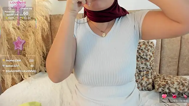 LaylaZhara stripchat live cam model