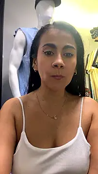 Laia_Hills stripchat live cam model