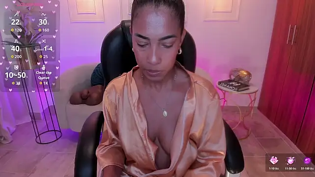 Shantaall_ stripchat live cam model