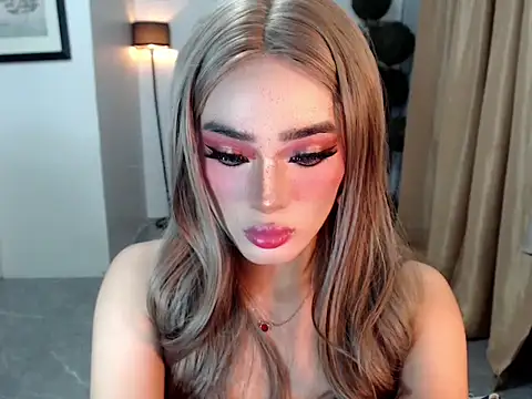 lavandermilk stripchat live cam model