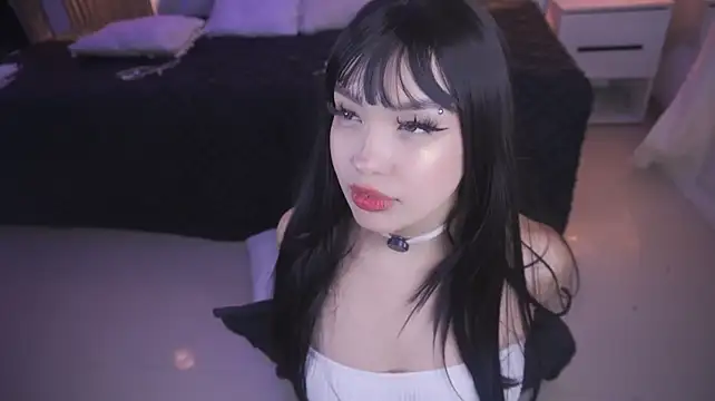 Mk_ultraa stripchat live cam model