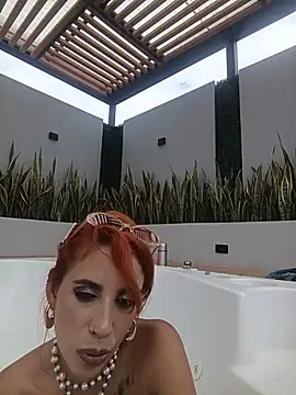 AdelinaVans stripchat live cam model