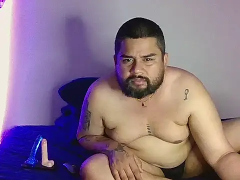 GABRIELGARCIA1313 stripchat live cam model