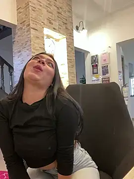 Lummii_ stripchat live cam model