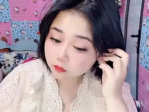 Nhanlu009 stripchat live cam model