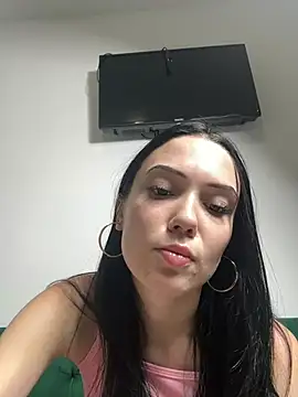 KaylaRosa stripchat live cam model