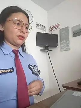 Queen_linda1 stripchat live cam model