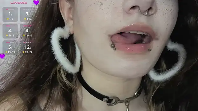 KiraJent stripchat live cam model