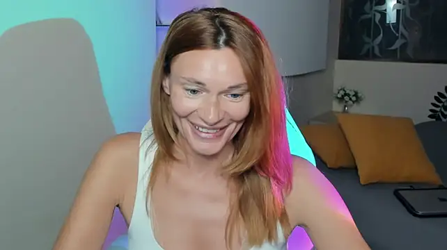 MistyBarnes stripchat live cam model