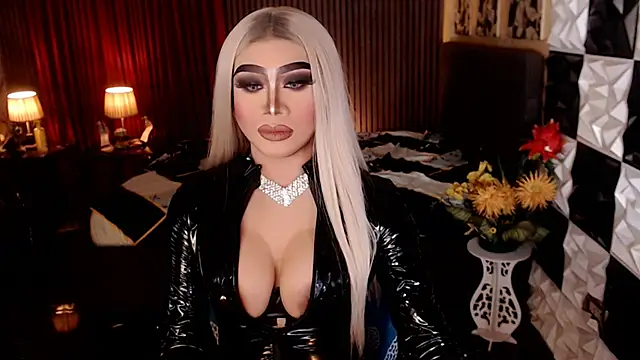 seductive_yhure stripchat live cam model