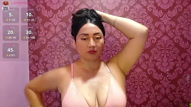 juliana_diaz stripchat live cam model