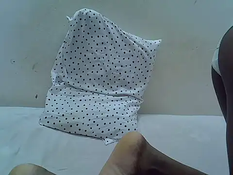 sweetbabe254 stripchat live cam model