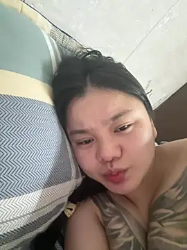 leo-kitty stripchat live cam model