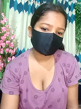 Turshaio stripchat live cam model