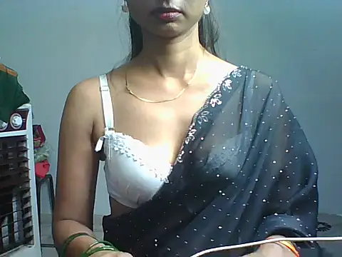 Sonam1186 stripchat live cam model