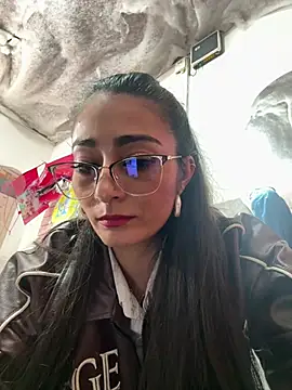 IsabellaMariet stripchat live cam model
