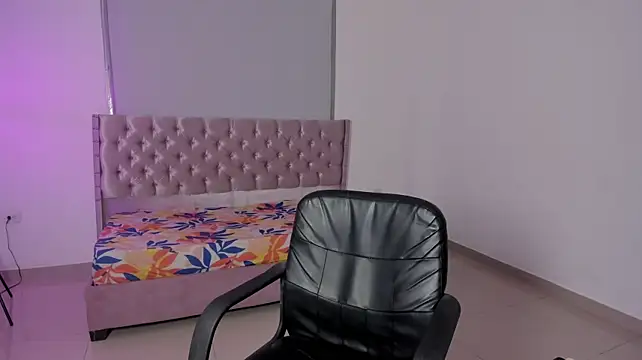 ryo_kush_ stripchat live cam model