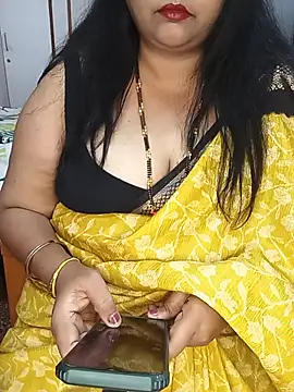 Ragavi-kannada-telugu stripchat live cam model