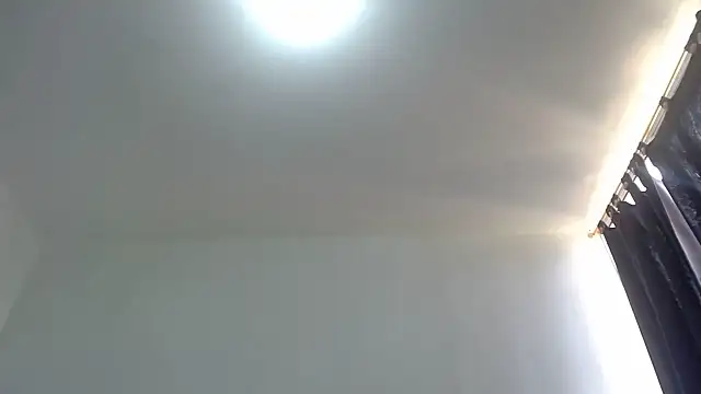 nicolle_milf1978 stripchat live cam model