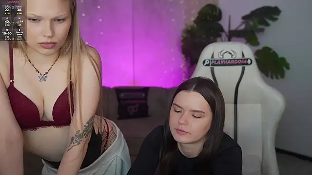 AriaAstra stripchat live cam model