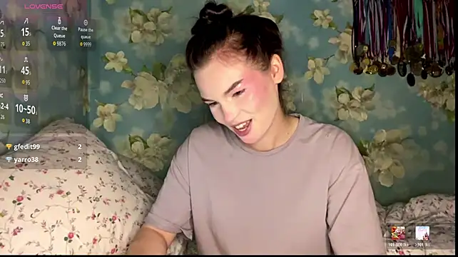 RileySpence stripchat live cam model