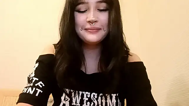 AliceMilati stripchat live cam model