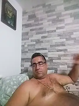 ADRIAN_ADI40 stripchat live cam model