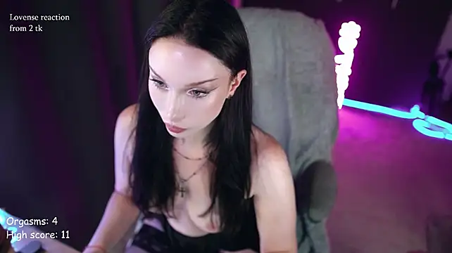 _Uindi_ stripchat live cam model