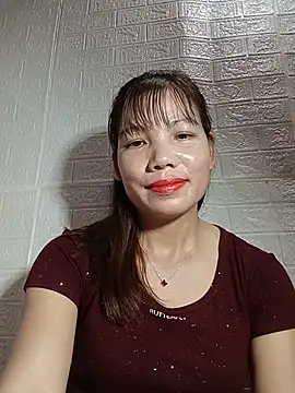 Gee_hot stripchat live cam model