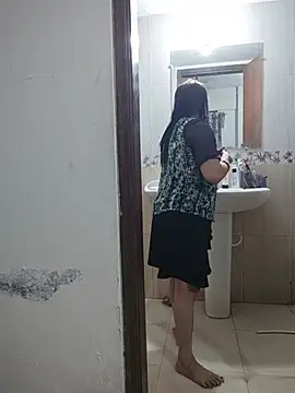 Odhora-20 stripchat live cam model